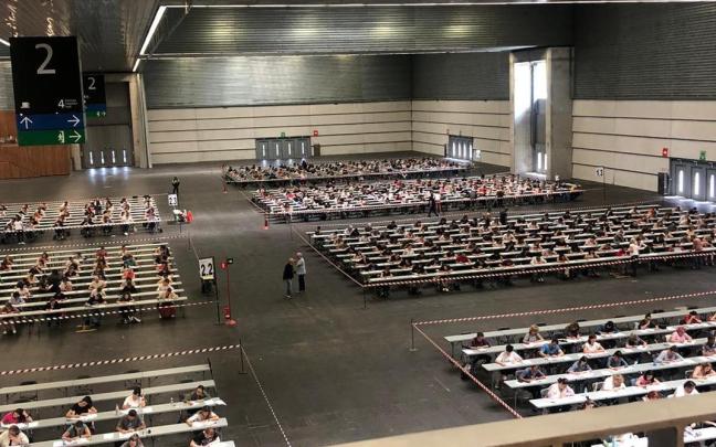 Examen de HABE en el BEC. / Irekia Examen de HABE en el BEC.
