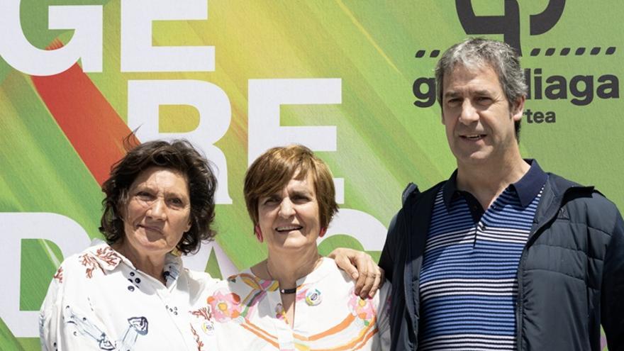 Mujika deja el cargo tras 22 años como presidenta