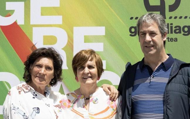 Mujika deja el cargo tras 22 años como presidenta