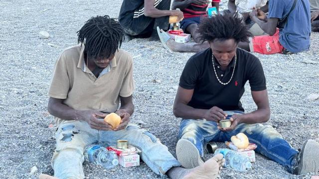 Migrantes en Ceuta.