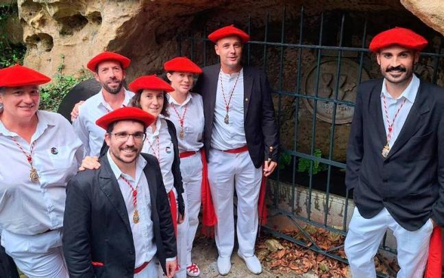 Los ediles de Abotsanitz, Lupe Queiruga, Josu Peña, Ortzi Alonso, Estitxu Urtizberea, Tamara Sastre, Igor Enparan y Aitzol Arroyo, el pasado 8 de septiembre.