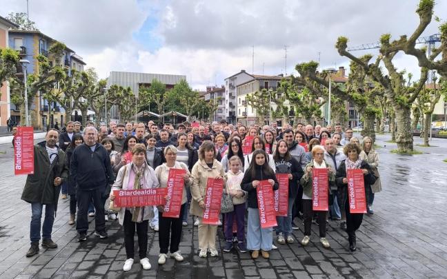 Presentación del Alardealdia en la Plaza Urdanibia de Irun