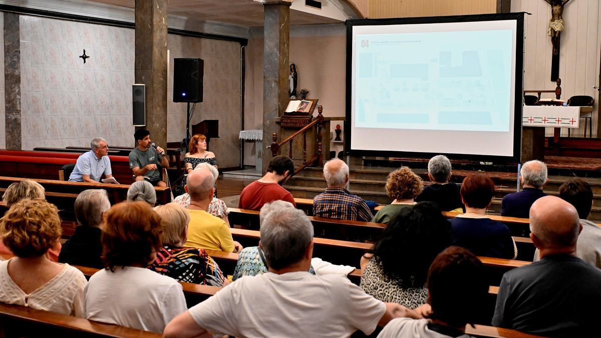 Presentación del diseño ante 140 vecinos