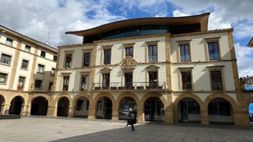 Ayuntamiento de Amorebieta-Etxano, donde se pueden presentar las solicitudes en el SAC.