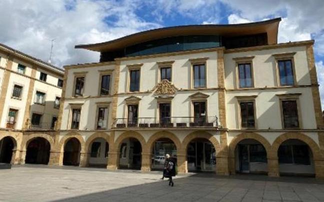 Ayuntamiento de Amorebieta-Etxano, donde se pueden presentar las solicitudes en el SAC.