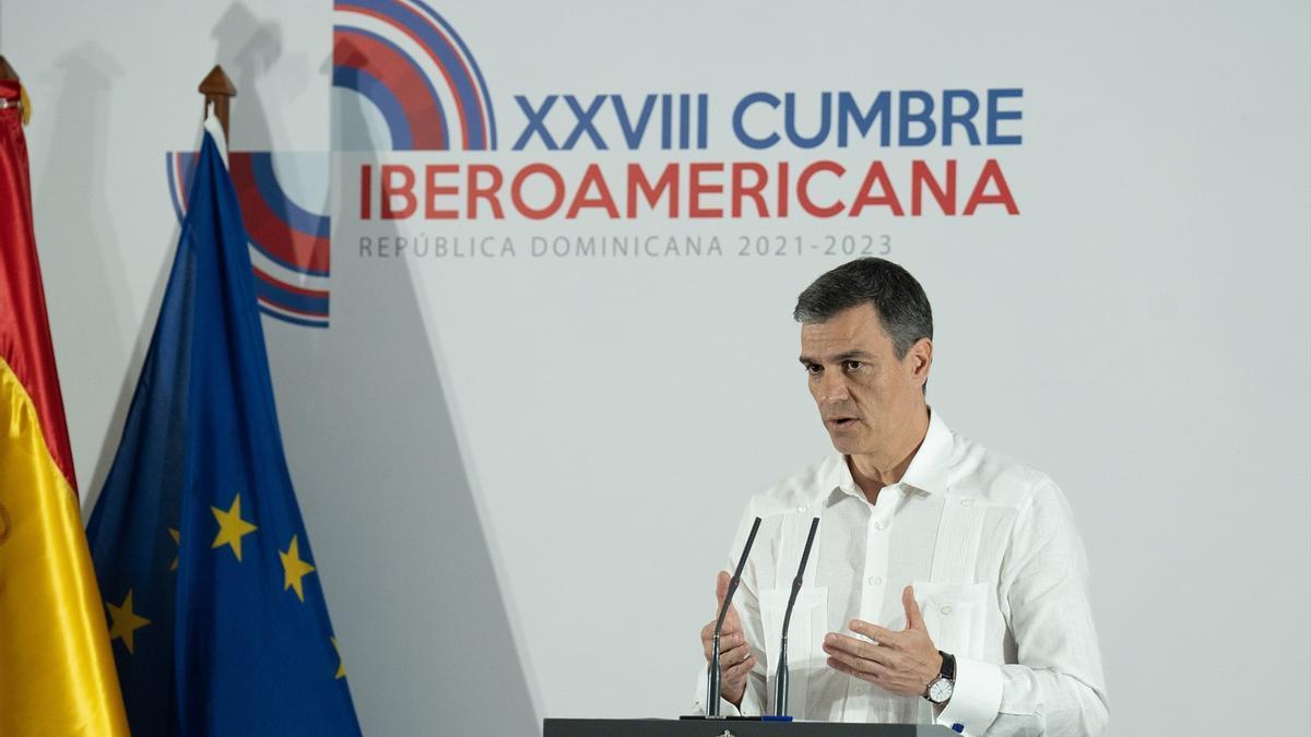 El presidente del Gobierno español, Pedro Sánchez, en rueda de prensa al término de la Cumbre Iberoamericana en Santo Domingo.