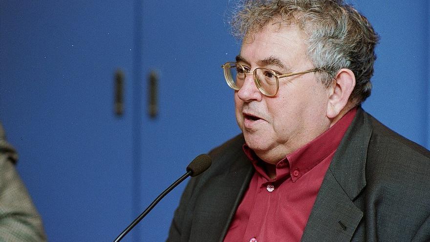 El escritor y político Ignasi Riera.