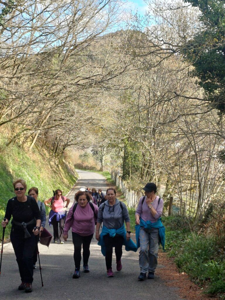 Ibilaldiek kirola, kultura eta gozamena uztartzen dituzte.