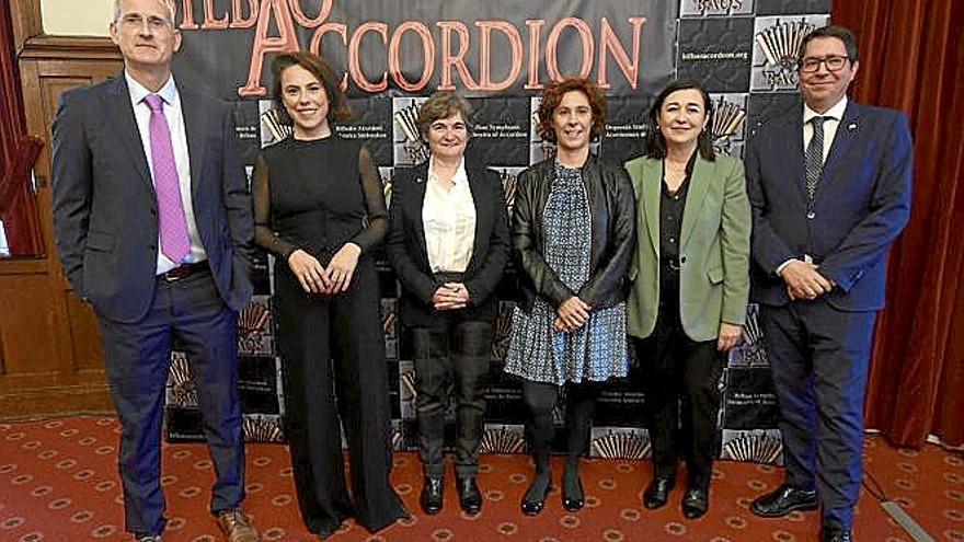 Asier Sanz, Ignacia Perugorria, María Pilar González Marcos, Amaia Arregi, Yolanda Díez y Gonzalo Olabarria.