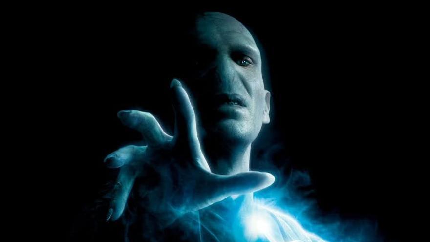 Lord Voldemort habría tenido otra pinta de haber tenido una nariz prominente.