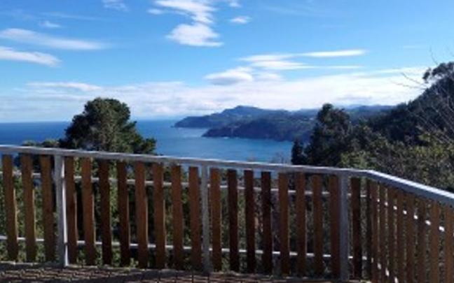 El mirador cuenta con seis metros de longitud y metro y medio de anchura.