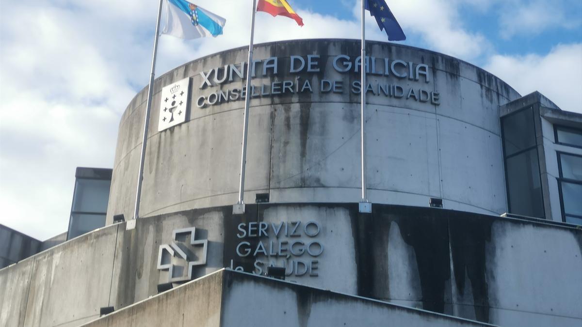 Edificio de la Consellería de Sanidade y Servizo Galego de Saúde (Sergas), en San Lázaro, Santiago de Compostela.