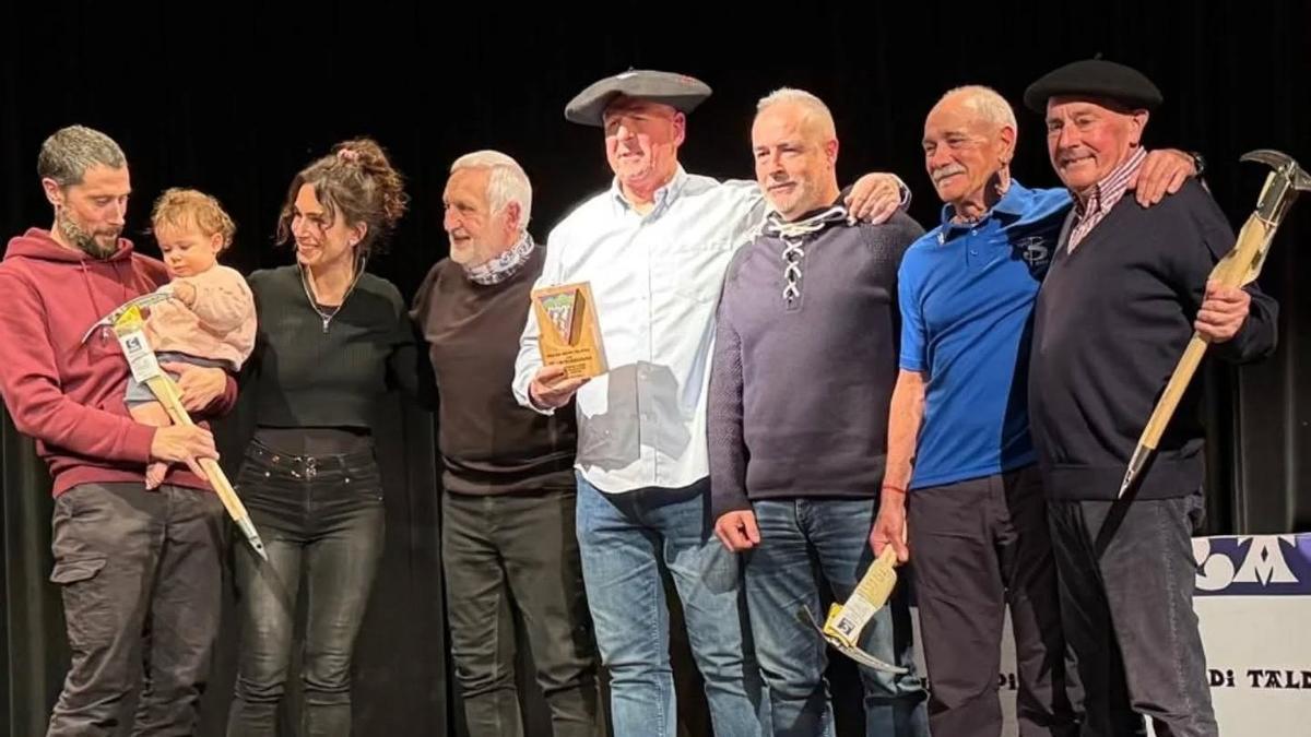 Durante la presentación del aniversario hubo varios homenajes