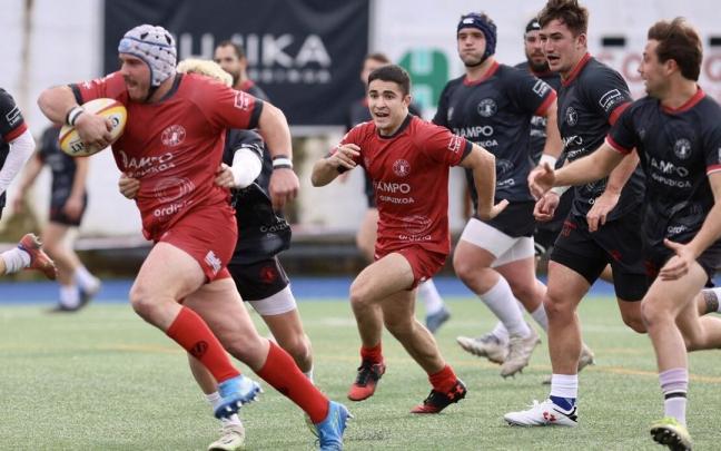 Oier Goia, en el encuentro ante La Vila.