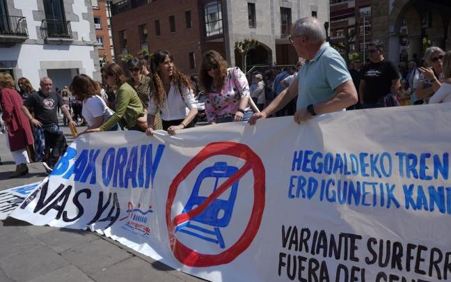 La ciudadanía de Arrigorriaga ya expresó su rechazo al proyecto en una masiva manifestación