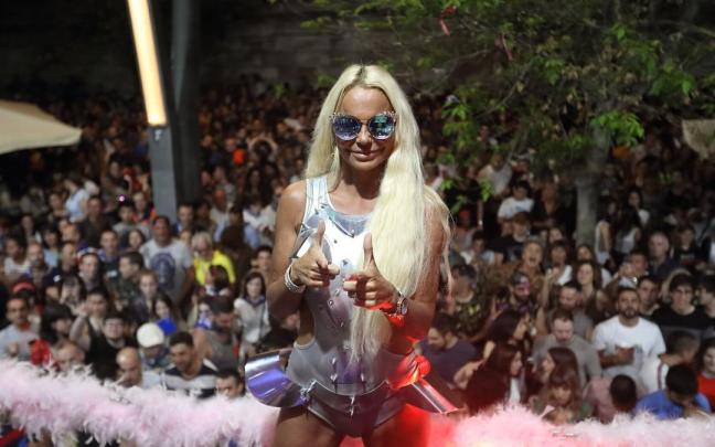 Leticia Sabater interpretará algunos de sus éxitos y canciones de los 80 y los 90 en su visita a la discoteca azpeitiarra