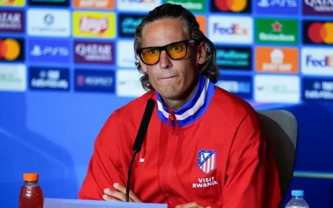 Marcos Llorente en la rueda de prensa previa al partido frente al Bayer Leverkusen