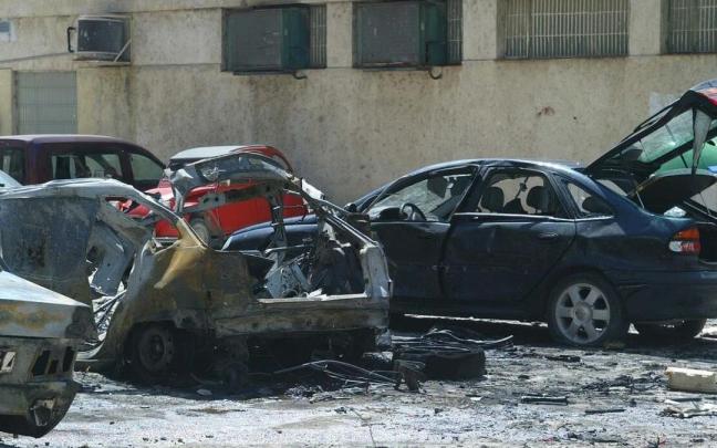 Efectos producidos por el atentado de ETA contra miembros de la Policia Nacional de Sangüesa en mayo de 2003.