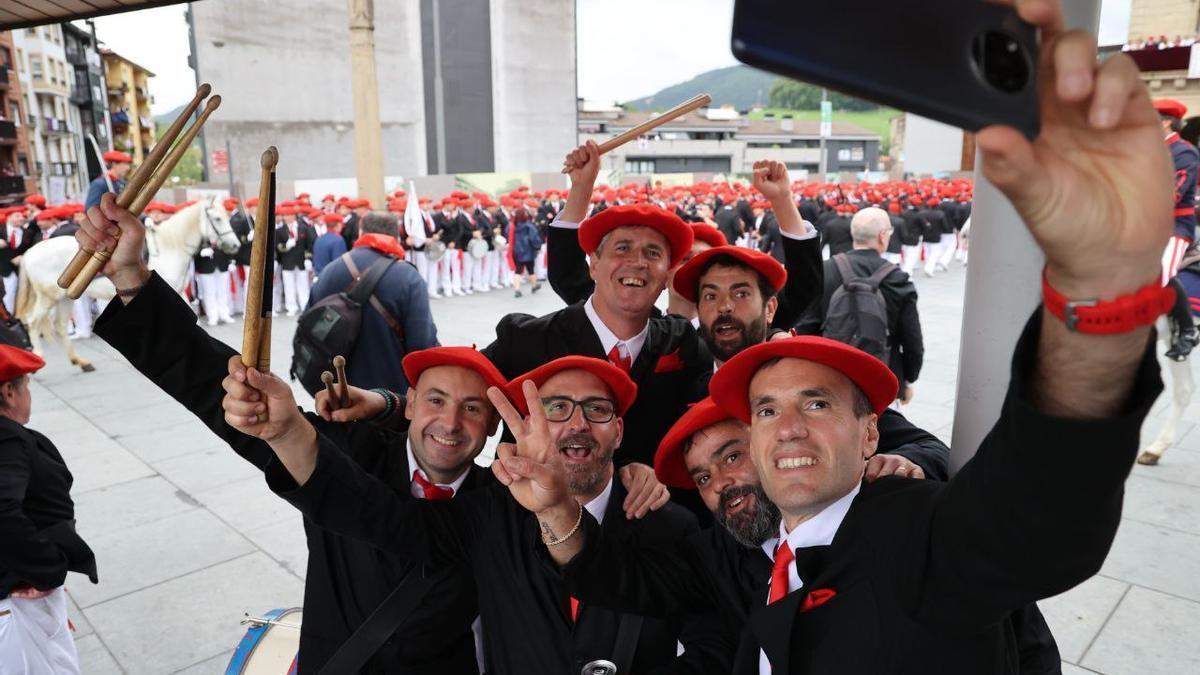 Foto tomada un 30 de junio por la mañana en la plaza San Juan de Irun.