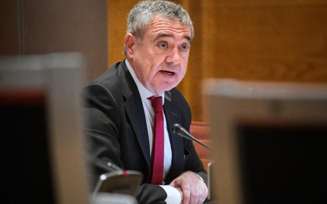 José María Macías Castaño,.