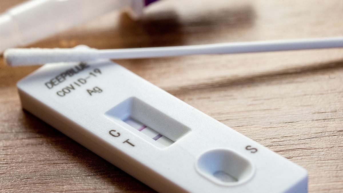 Un test de antígenos para detectar el coronavirus.