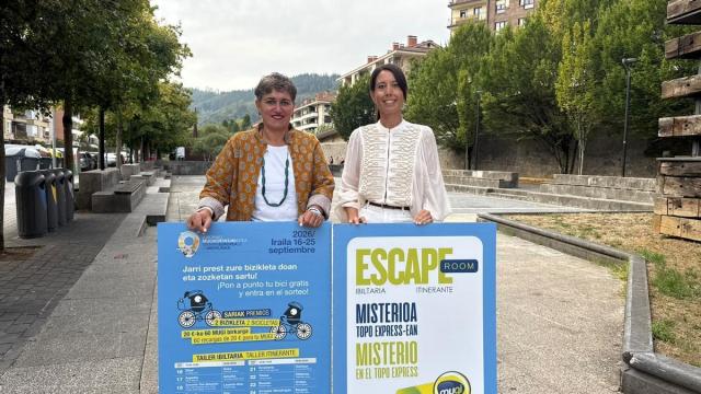 Ana Azkoitia y Azahara Domínguez, en la presentación de la Semana Europea de la Movilidad.