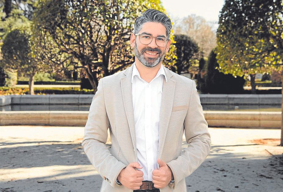 El escritor Juan Tranche ha lanzado Gladiadoras.