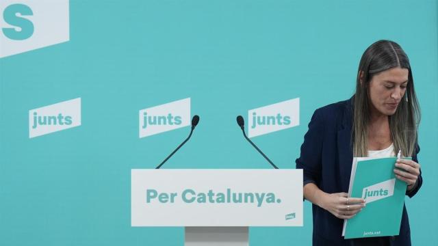 Momento en que la portavoz de Junts anunció la ruptura con el Gobierno de Sánchez.