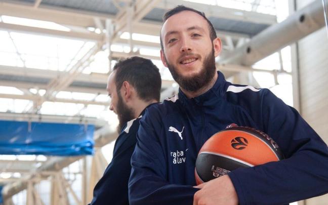 Max Heidegger posa para la entrevista concedida a este periódico