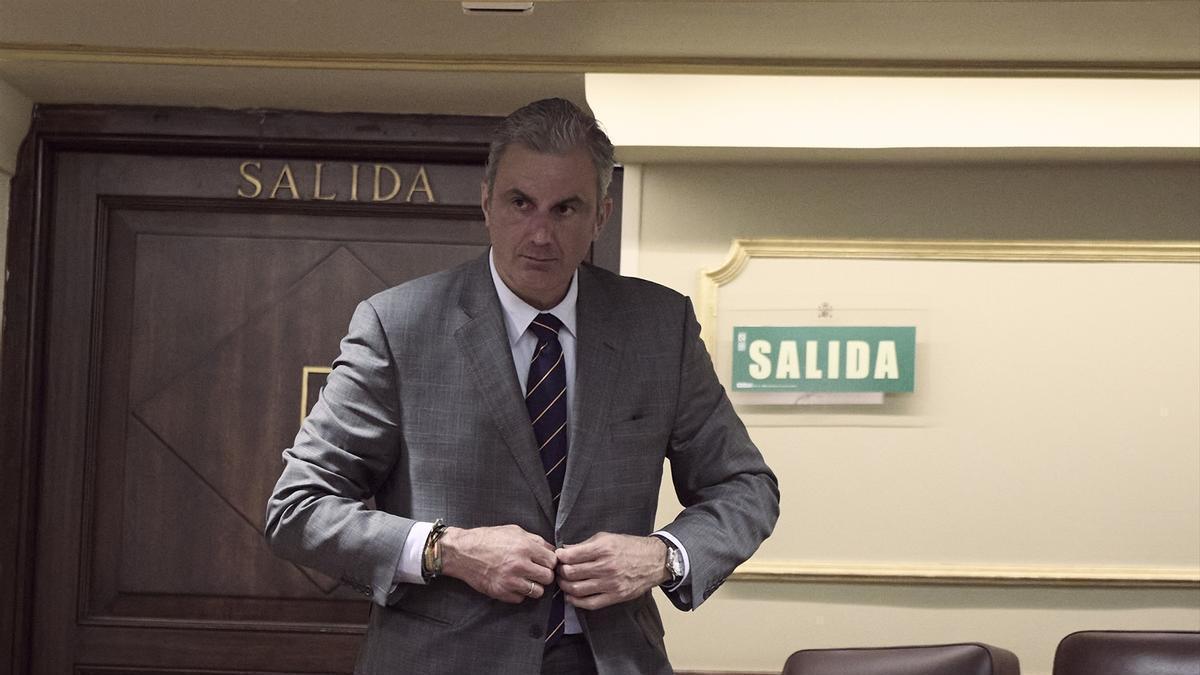 Javier Ortega Smith, en una sesión del Congreso de los Diputados, en el que mantiene su escaño.