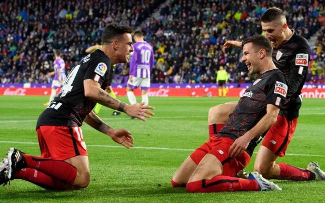 Dani García y Oihan Sancet celebran junto a Gorka Guruzeta el gol anotado por este último en el triunfo ante el Valladolid. Dani García y Oihan Sancet celebran junto a Gorka Guruzeta el gol anotado por este último en el triunfo ante el Valladolid.