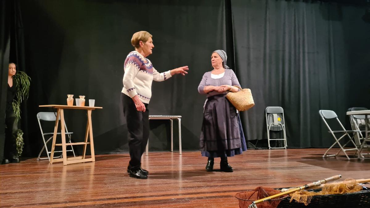 Ensayos de la obra actual, 'Los Tres'.