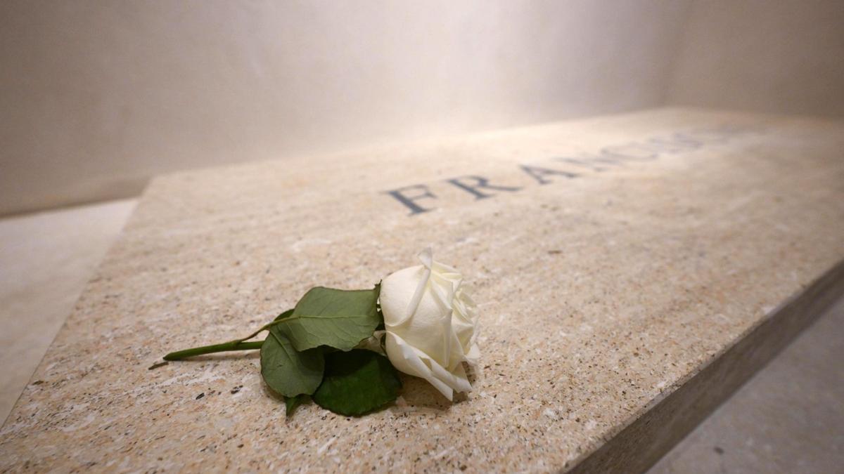 Tumba del papa Francisco en la basílica de Santa María la Mayor
