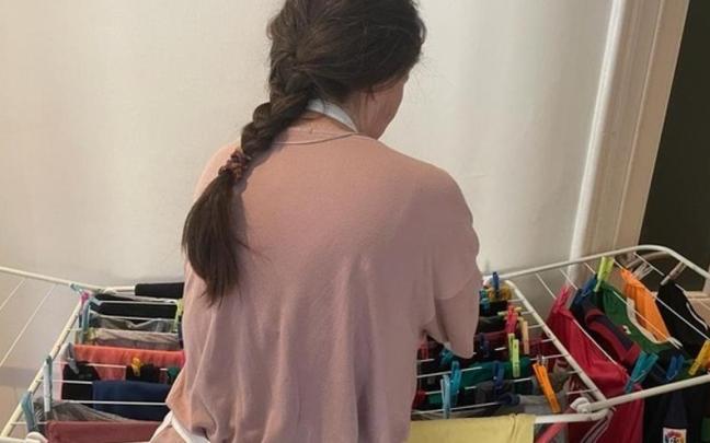 Una empleada de hogar.
