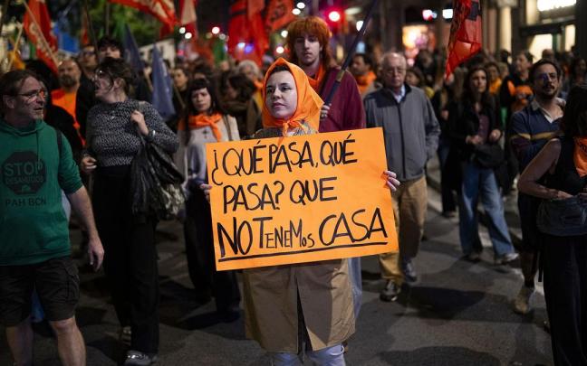 Imagen de una protesta por una vivienda digna en Barcelona.