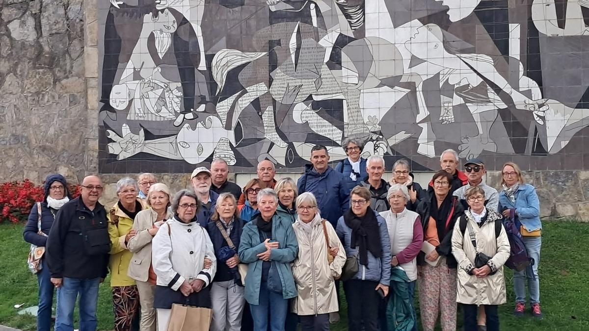 La delegación de Angoulême recorrió la localidad.