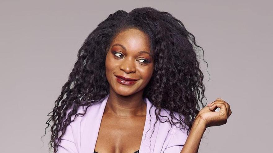 La actriz y humorista nacida en Guinea Ecuatorial, Asaari Bibang.