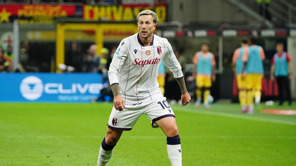 Federico Bernardeschi, con la camiseta del Bolonia, donde busca recuperar su mejor nivel.