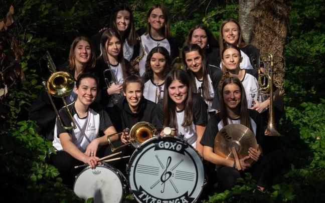 En imágenes: Goxo, la txaranga 100% femenina