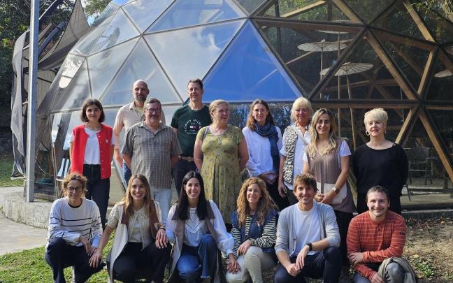 Profesores de Zumaiena y de University College South Denmark en Zumaiena.