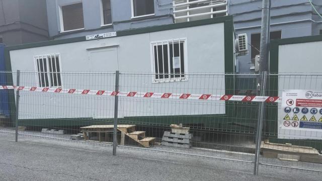 La colocación de las casetas de obra genera inseguridad y preocupación en Aperribai