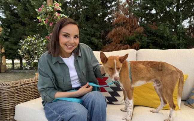 Chenoa repite como presentadora de 'Dog House'.