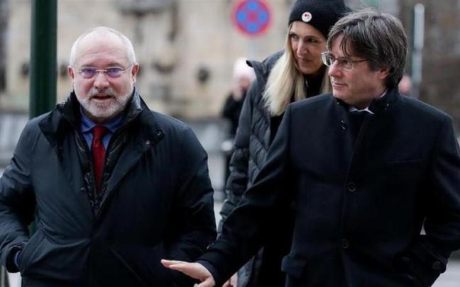 El exconseller Lluís Puig junto al expresident de la Generalitat Carles Puigdemont en una foto de archivo. El exconseller Lluís Puig junto al expresident de la Generalitat Carles Puigdemont en una foto de archivo.