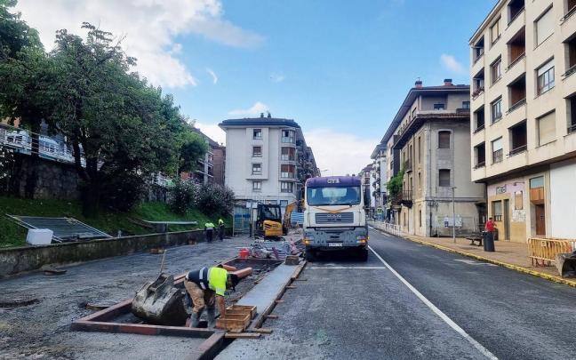 Obras de bulevarización de la calle Idiazabal