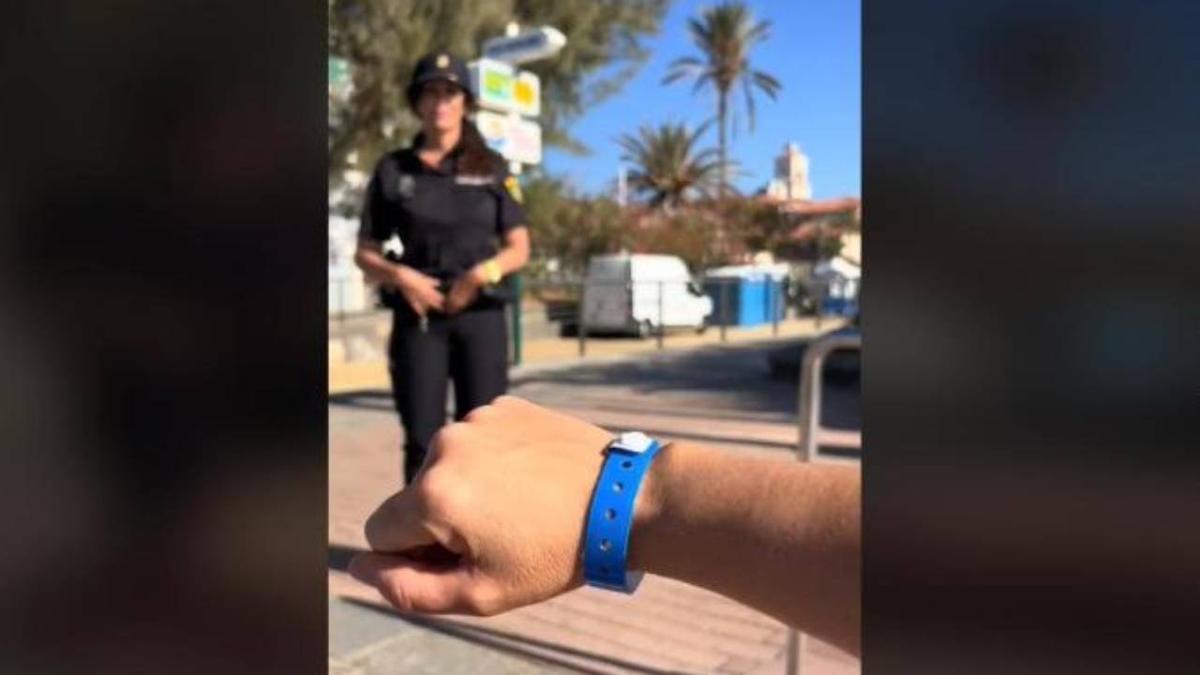 La Policía Nacional alerta sobre lo que les pasa a muchas personas con la pulsera de 'todo incluido'