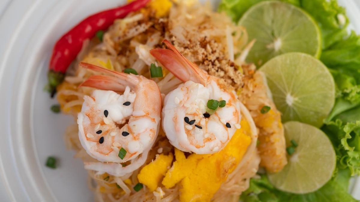 Ensalada Thai con fideos konjac.