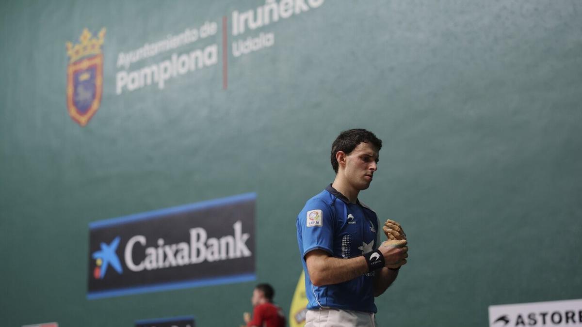 Altuna, contrariado por la falta de descanso acumulada en estos días.