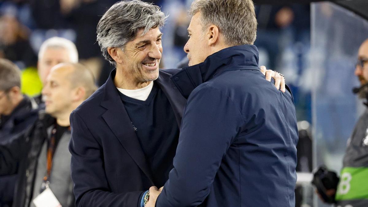 Imanol Alguacil saluda a Marco Baroni. / FABIO FRUSTACI