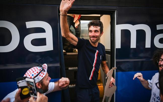Thibaut Pinot se despide de la afición en Il Lombardia.