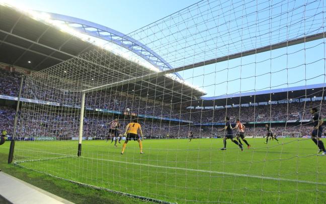 Imagen del último partido jugado en San Mamés antes del cambio de ubicación al actual